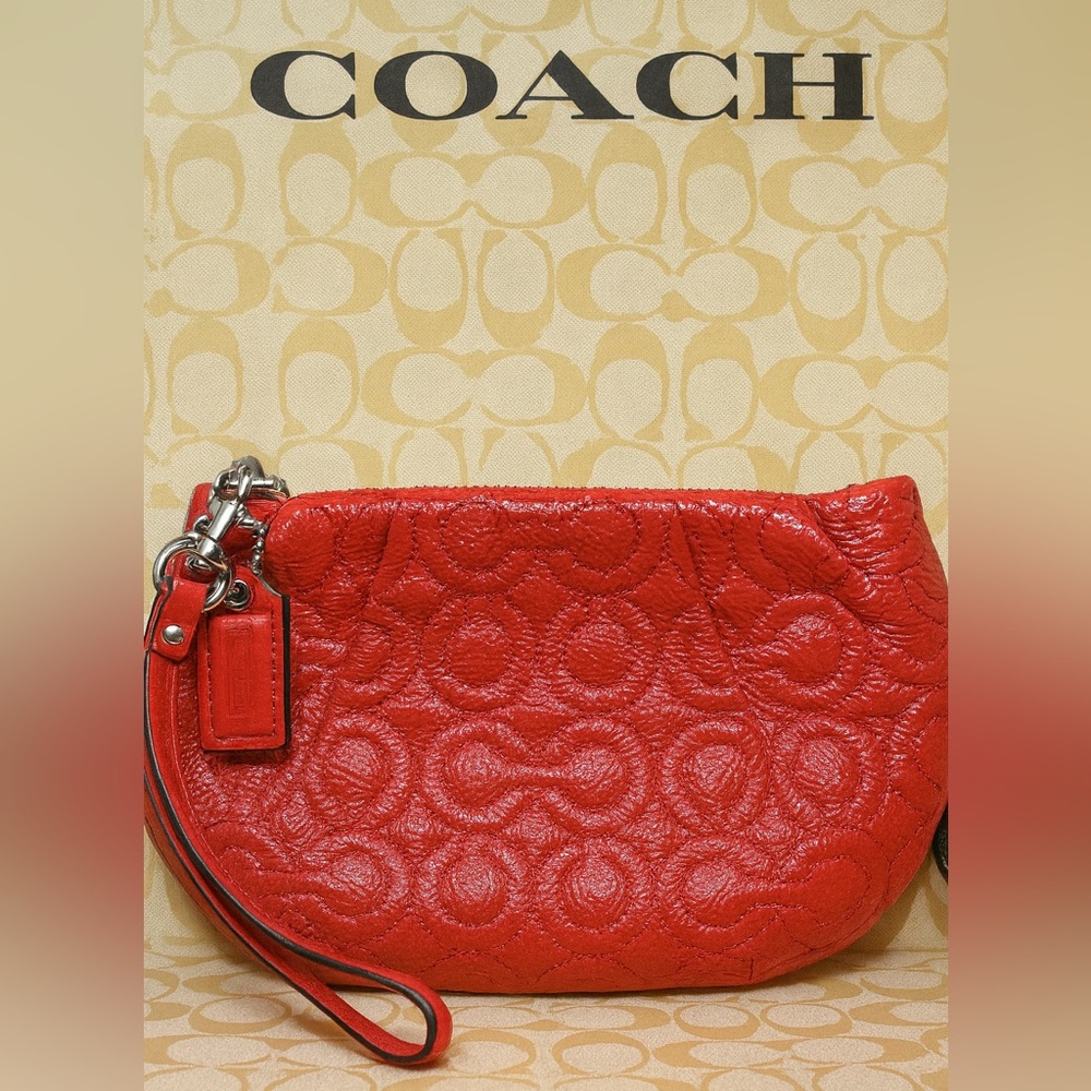 COACH Vintage Op Art Quilted Patent Leather Wristlet | Rare Collectible | EUC